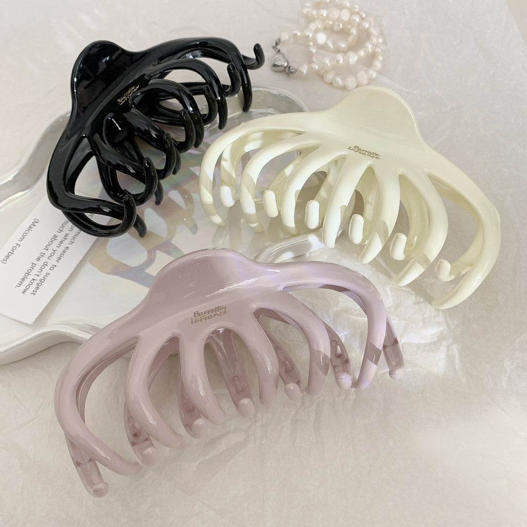 Oversized Glossy Jumbo Hair Claw Clip - view 3