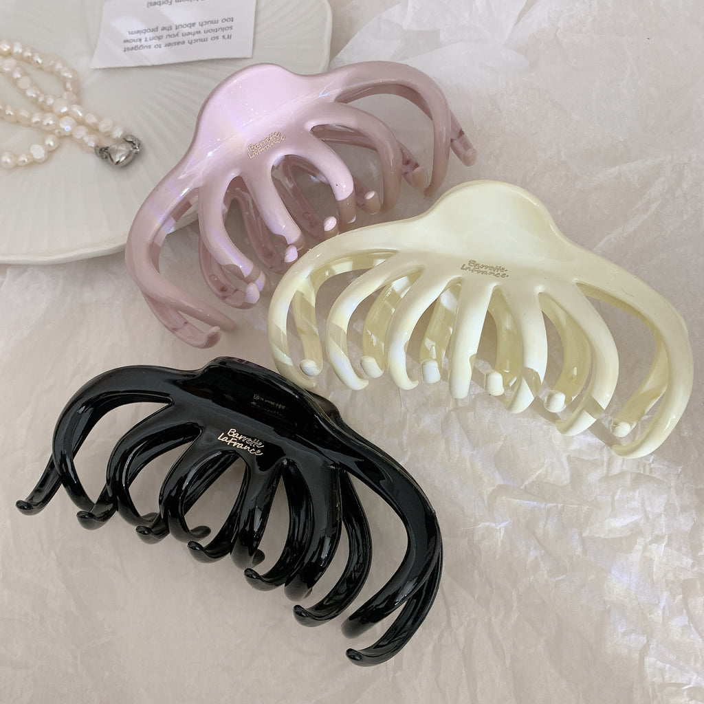 Oversized Glossy Jumbo Hair Claw Clip - view 5