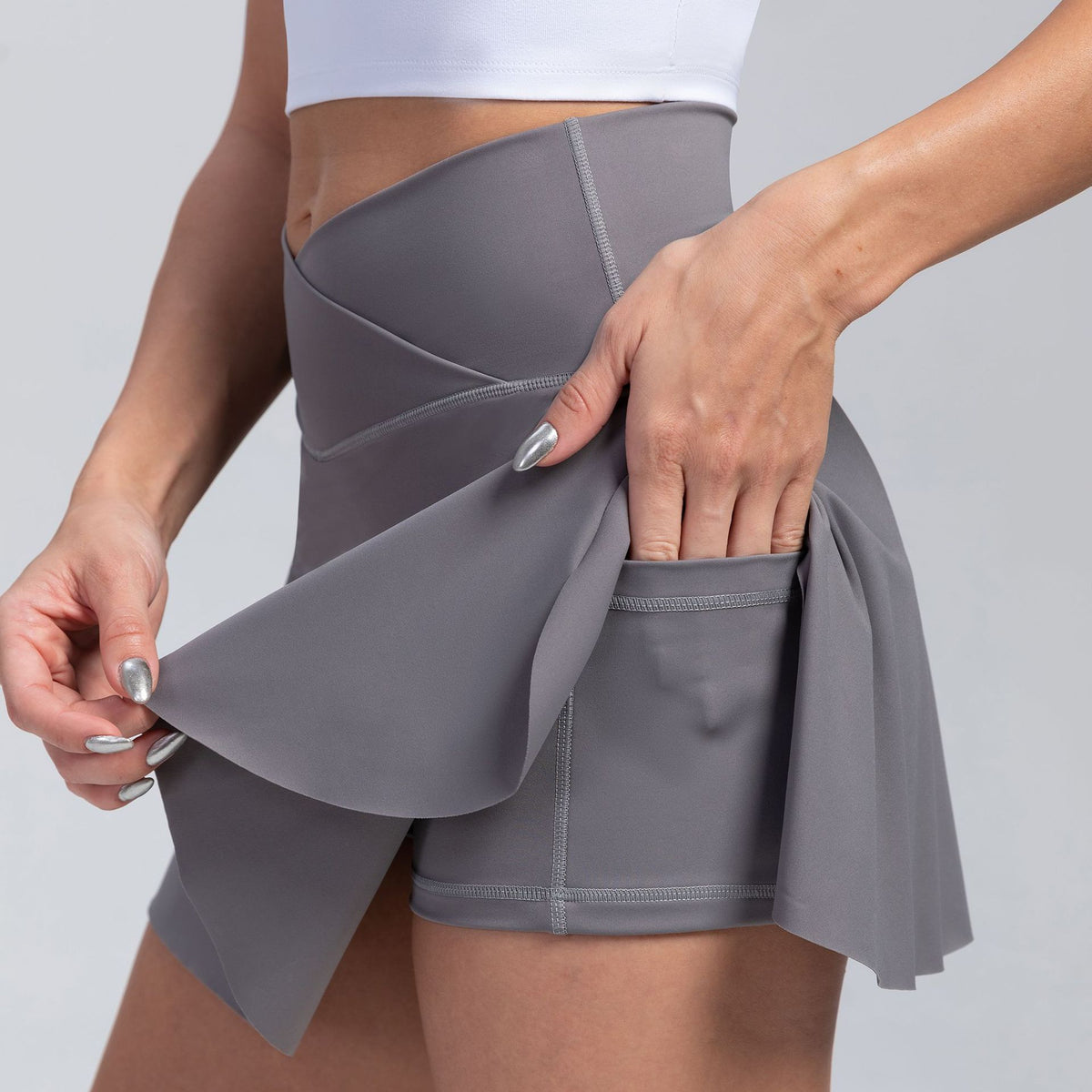 High Waisted Pleated Tennis Shorts With Pockets - Grey
