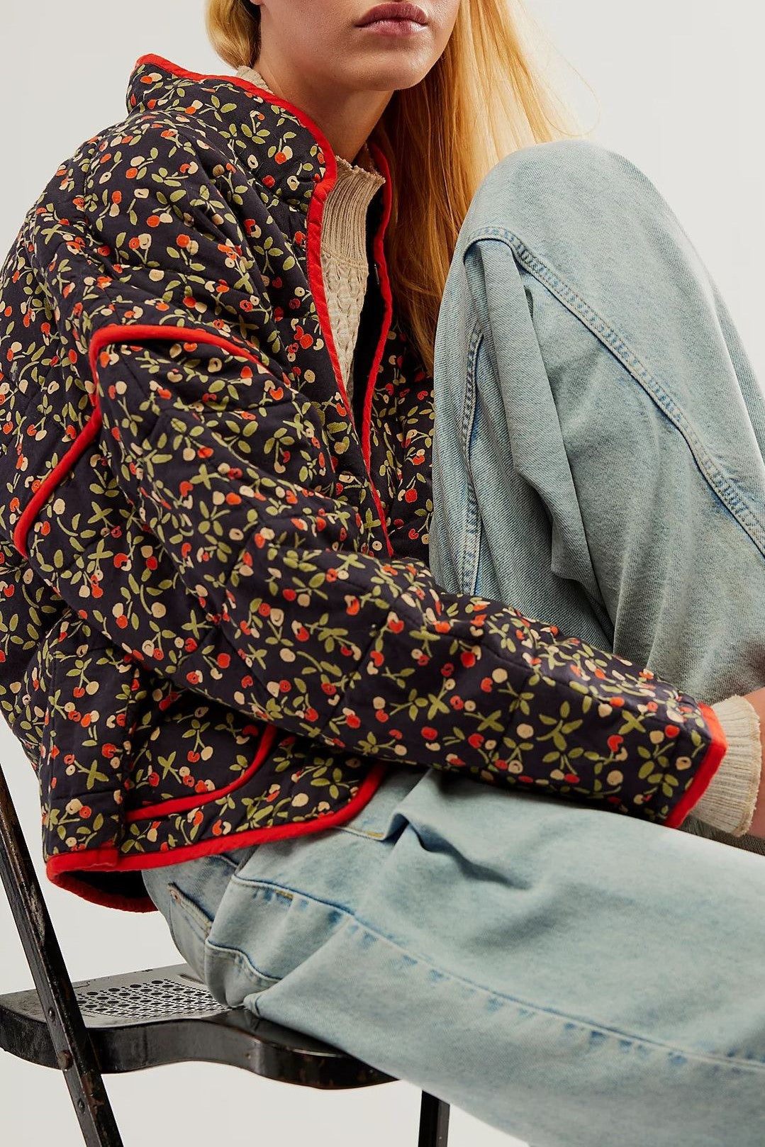 Retro Floral Quilted Piped Puffer Jacket - Black - 2