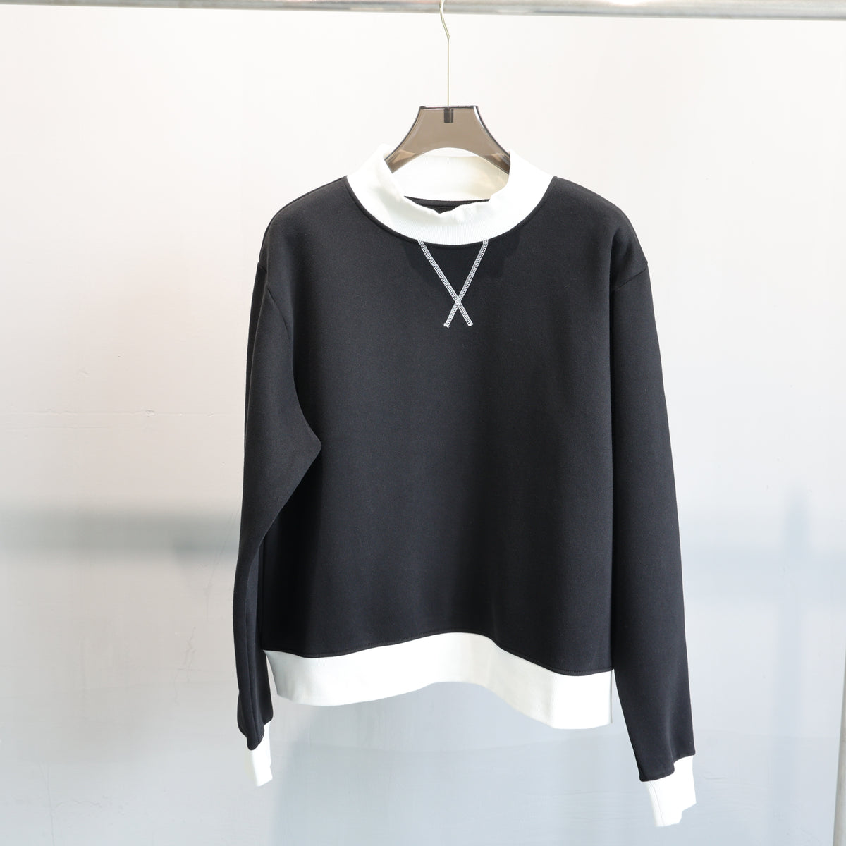 Contrast Trim Mock Neck Sweatshirt - Black