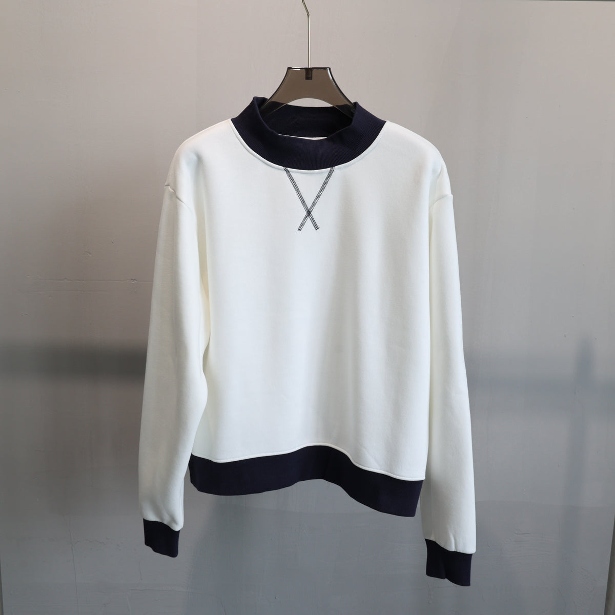 Contrast Trim Mock Neck Sweatshirt - White