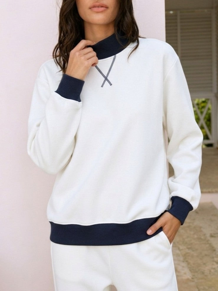 Contrast Trim Mock Neck Sweatshirt - White - 11