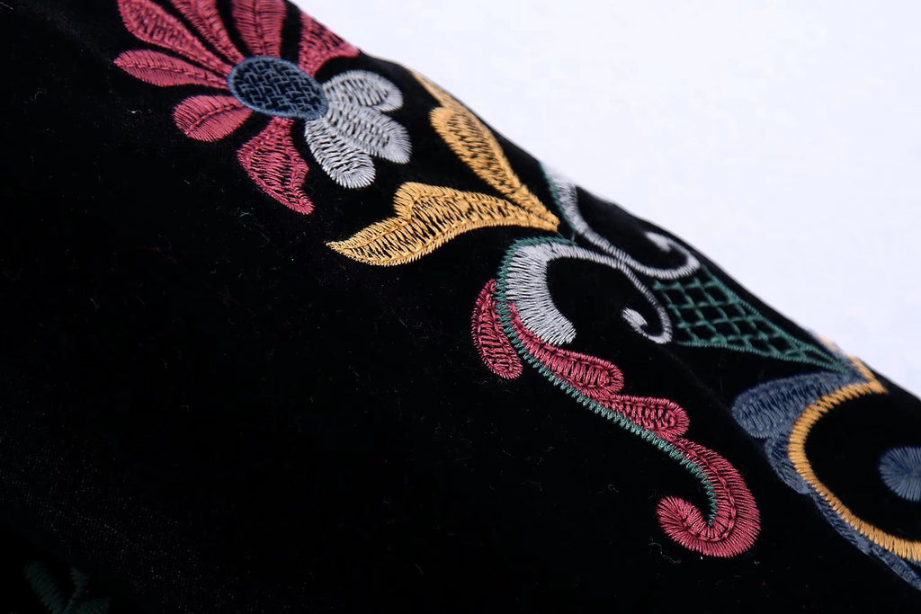 Embroidered Velvet Cropped Open Jacket - Black - 2