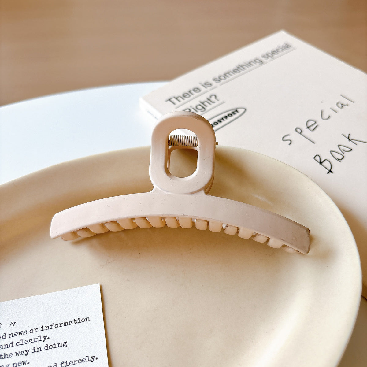 Matte Milk Tea Geometric Claw Clip - NO01