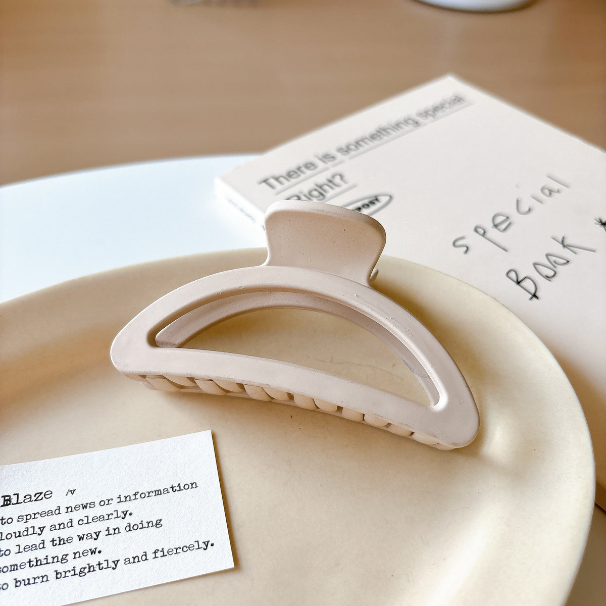 Matte Milk Tea Geometric Claw Clip - NO05
