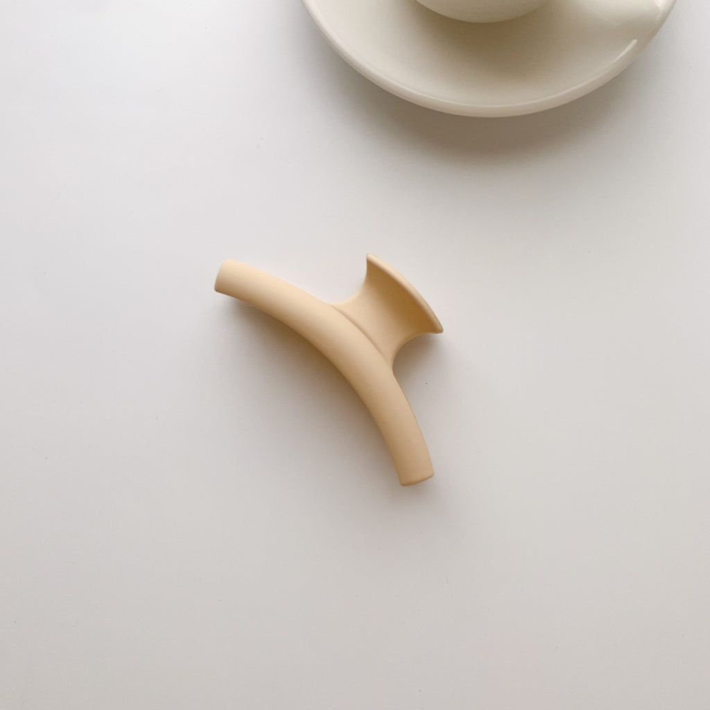 Matte Milk Tea Geometric Claw Clip - NO11