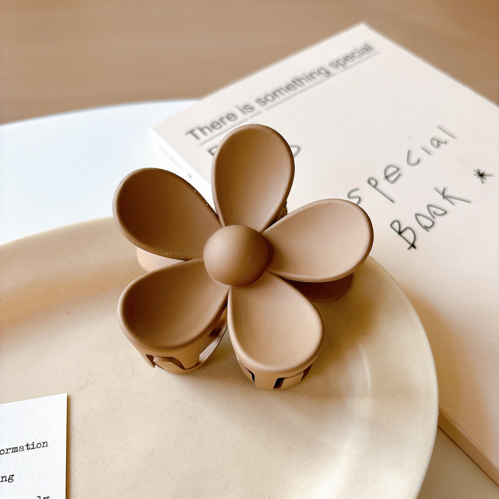 Matte Milk Tea Geometric Claw Clip - NO14