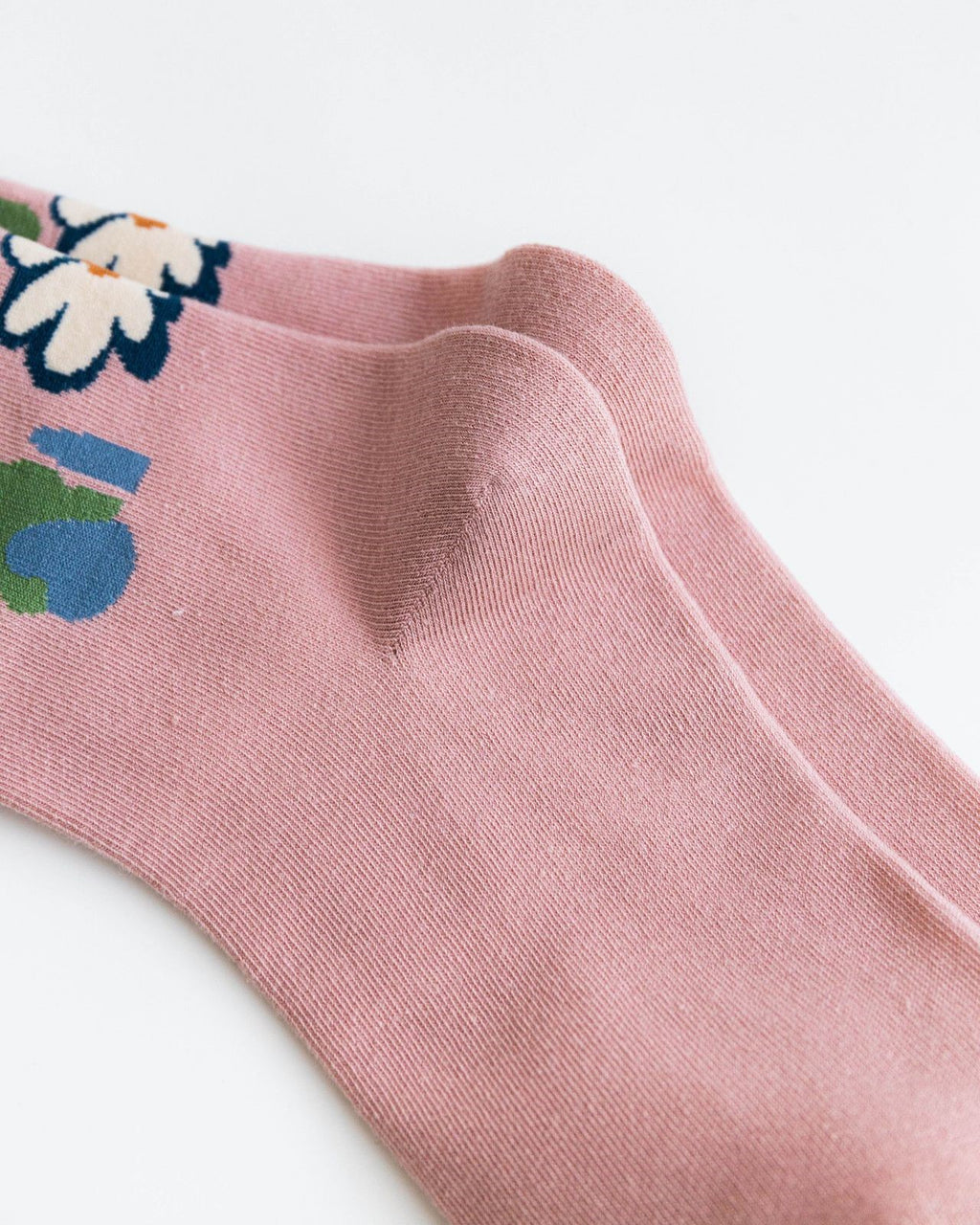 Textured Flower Applique Crew Socks - Pink - 3