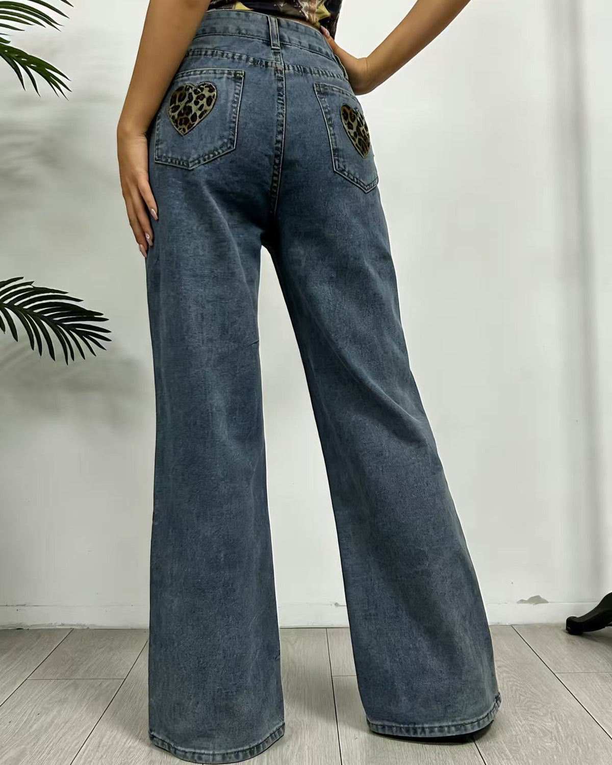 High Rise Wide Leg Jeans With Heart Patches - Blue - 2
