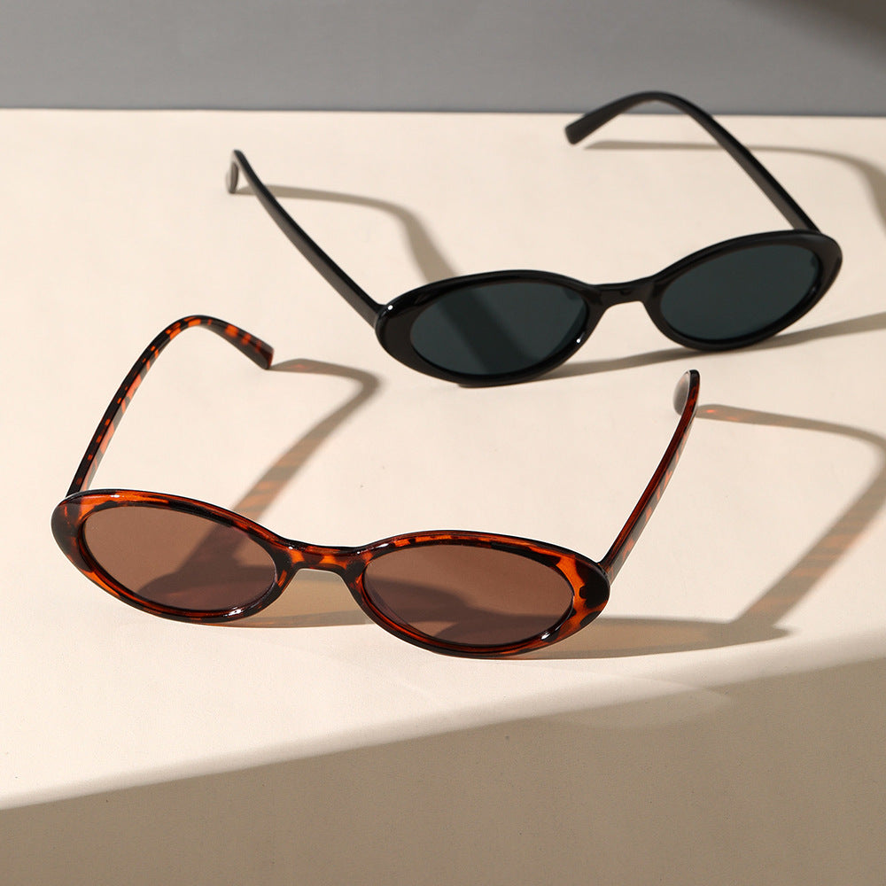 Slim Oval Retro Frame Sunglasses - view 2