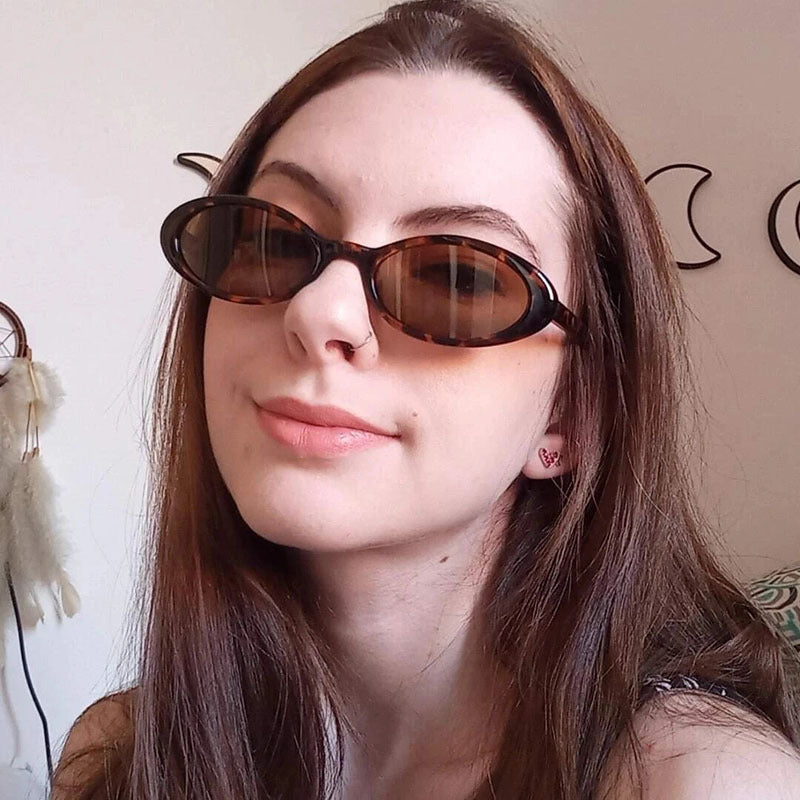 Slim Oval Retro Frame Sunglasses - view 3