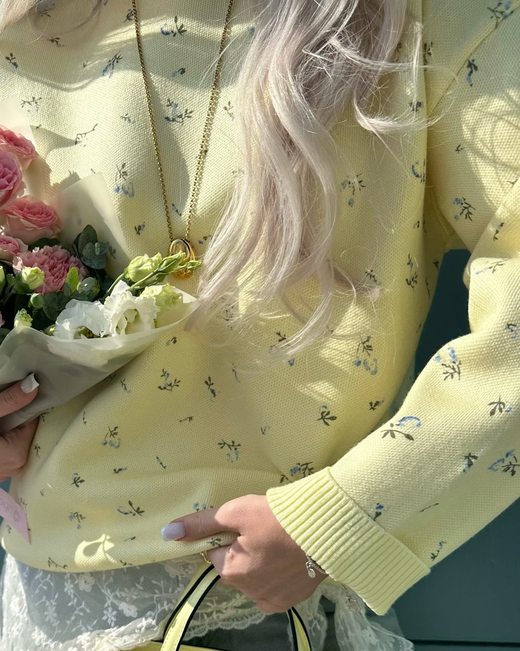Ditsy Floral Print Oversized Knit Pullover - Yellow - 2