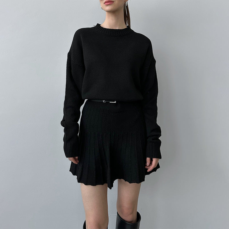 Pleated Mini Skirt And Turtleneck Knit Set - Black