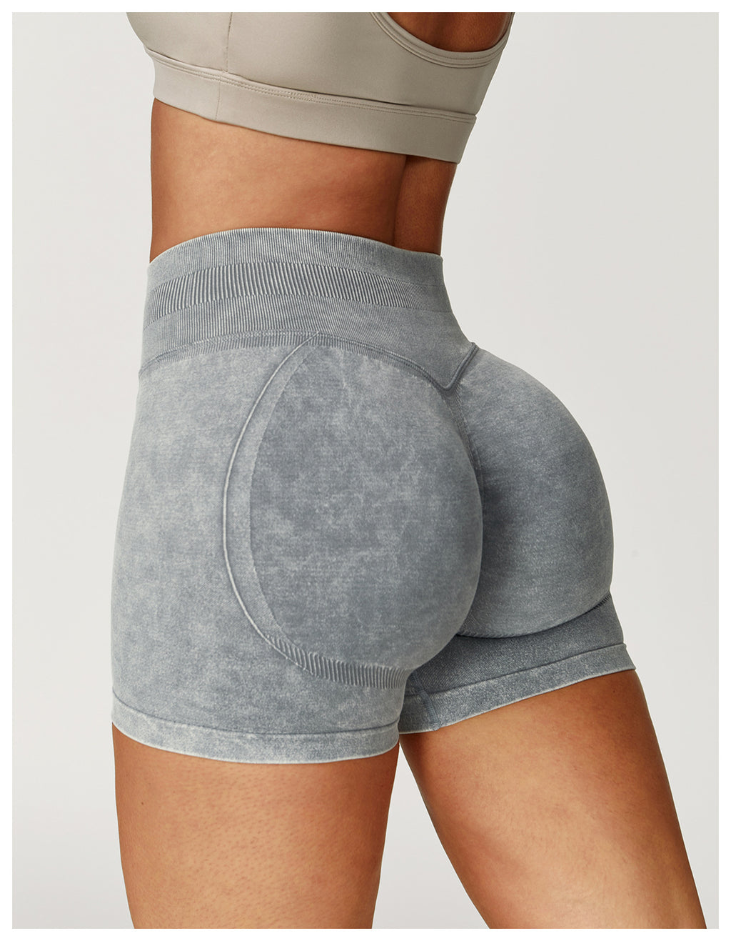 High-Waist Seamless Scrunch-Butt Washed Bike Shorts - Grey - 3