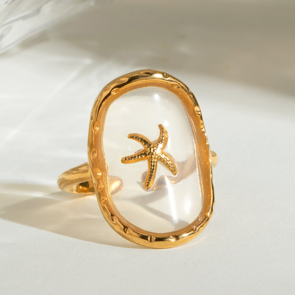 Starfish Charm Clear Resin Ring - Gold - 4