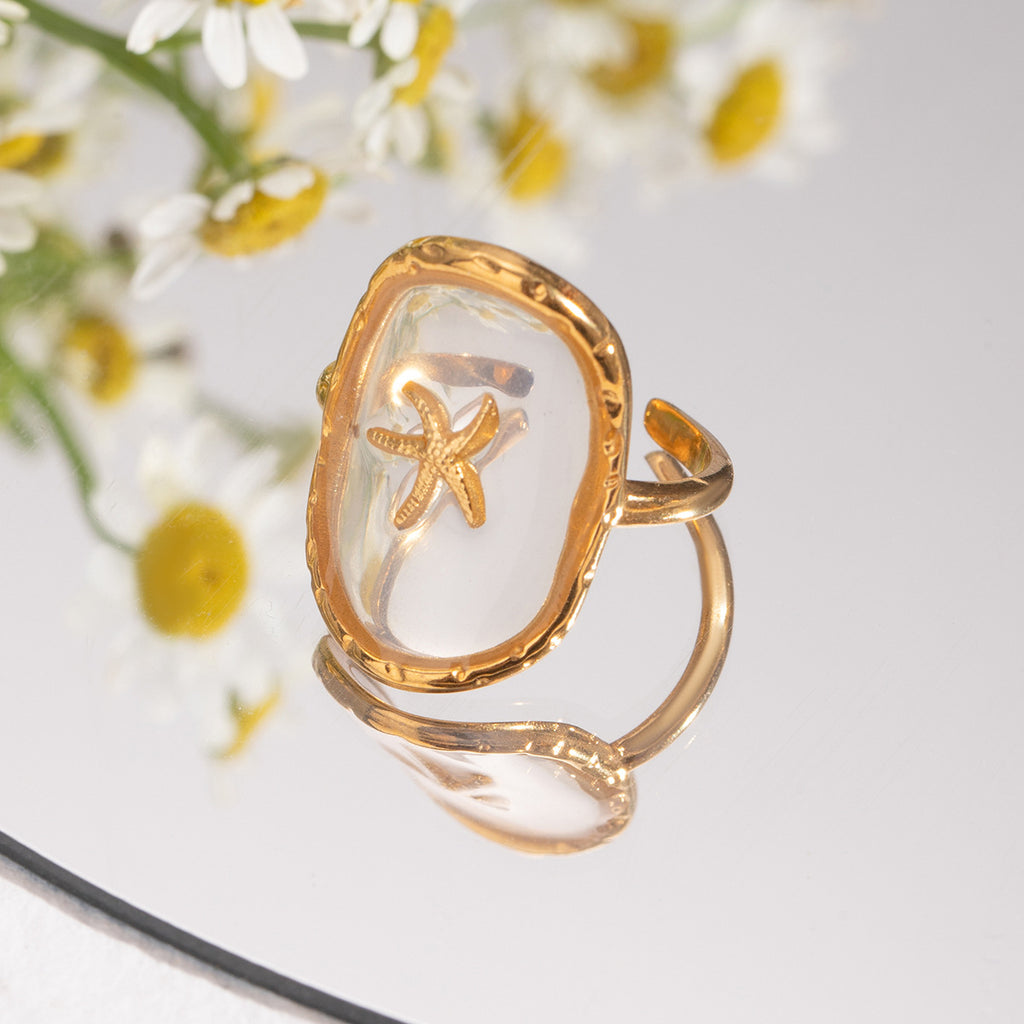 Starfish Charm Clear Resin Ring - Gold - 5