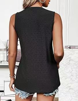 Eyelet Texture Round Neck Sleeveless Tank - Black - 2