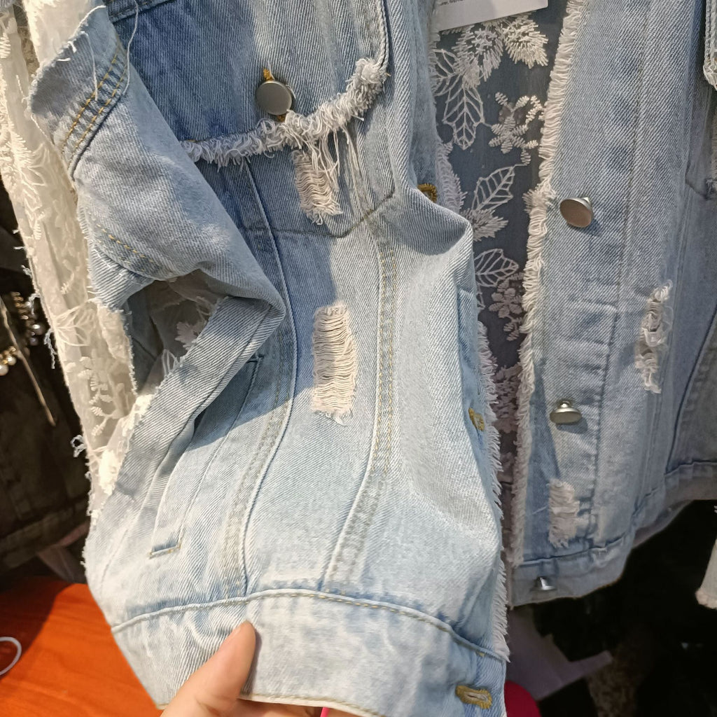 Floral Lace Panel Distressed Denim Jacket - Blue - 7