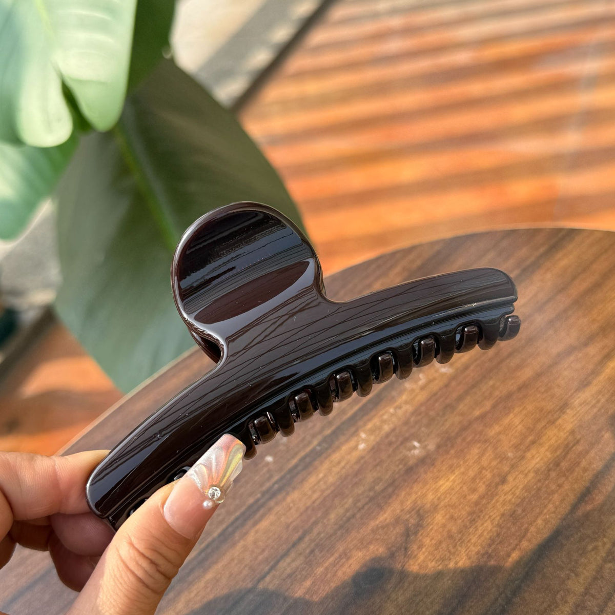 Large Rounded Rectangle Hair Claw - Color_10