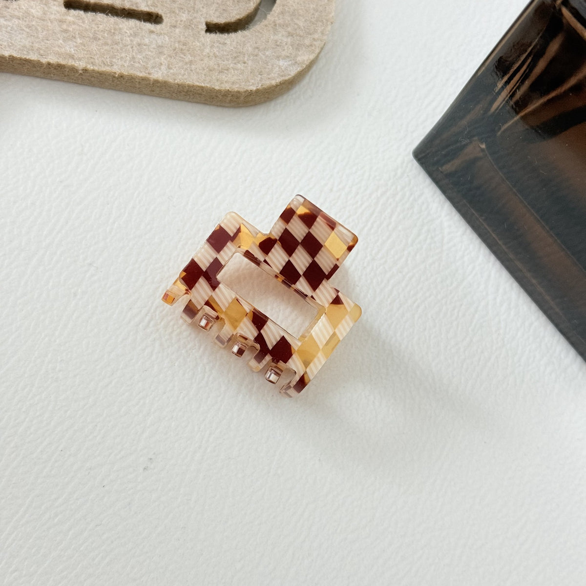 Square Cutout Mini Hair Claw Clip - Color_01