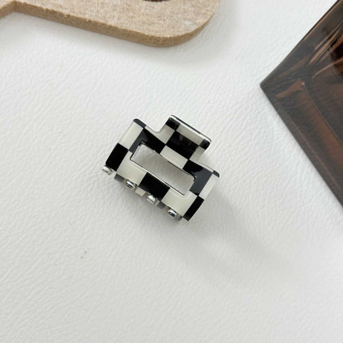 Square Cutout Mini Hair Claw Clip - Color_02