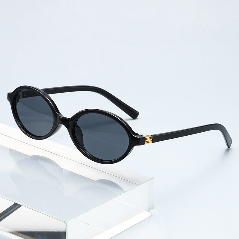 Retro Narrow Oval Sunglasses With Slim Temples - Color_01
