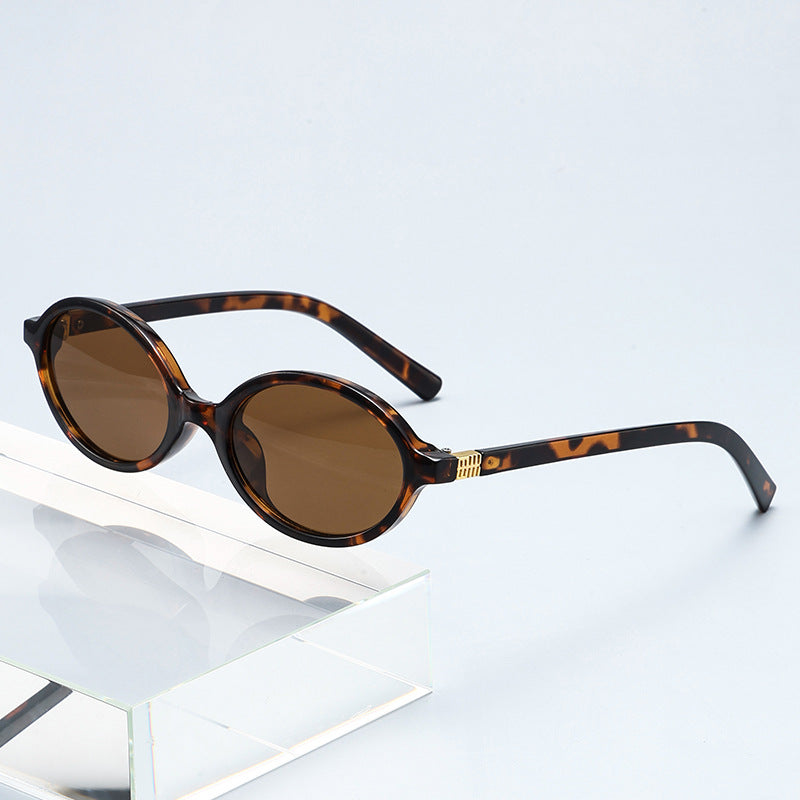 Retro Narrow Oval Sunglasses With Slim Temples - Color_03