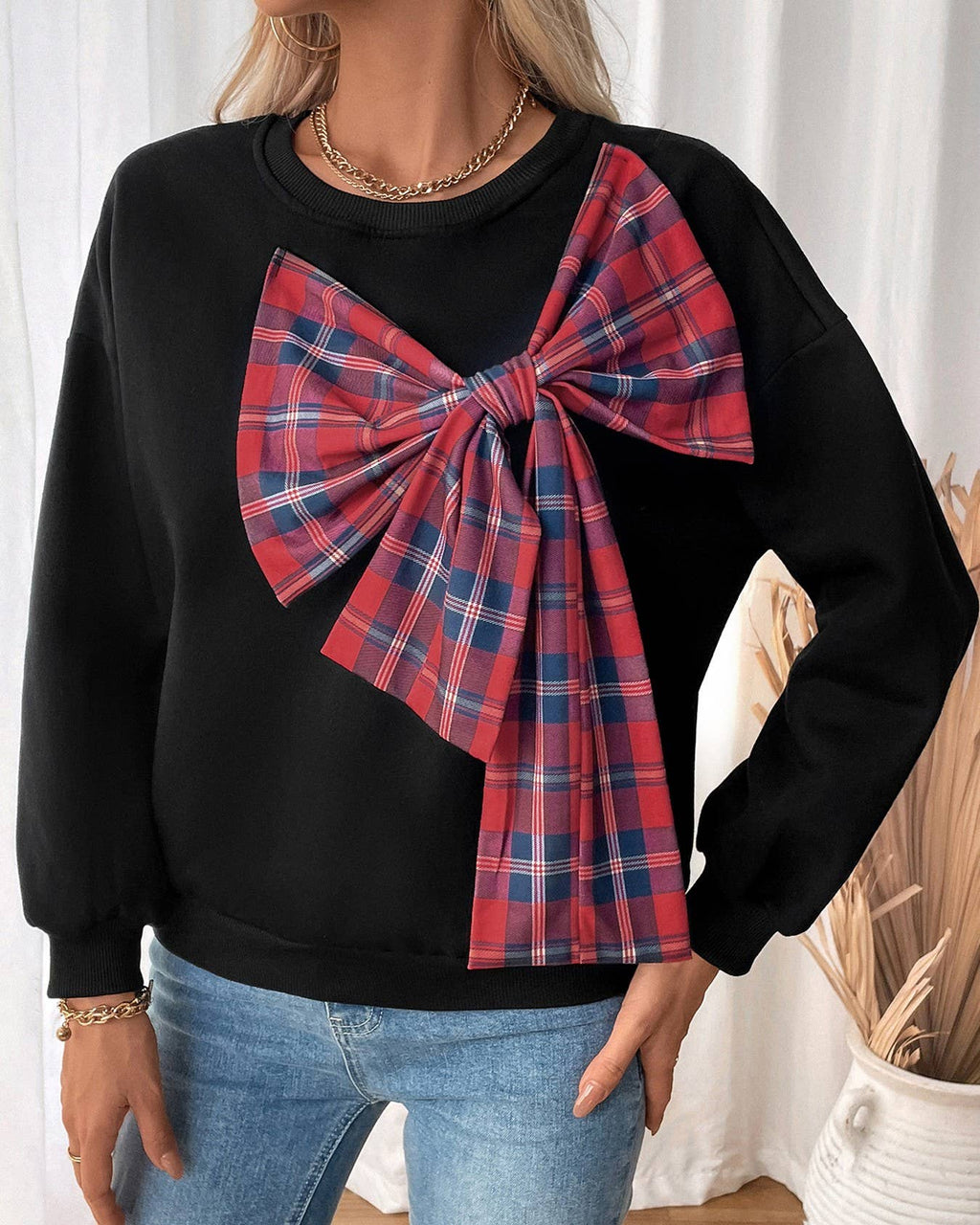 Plaid Bow Accent Crewneck Sweatshirt