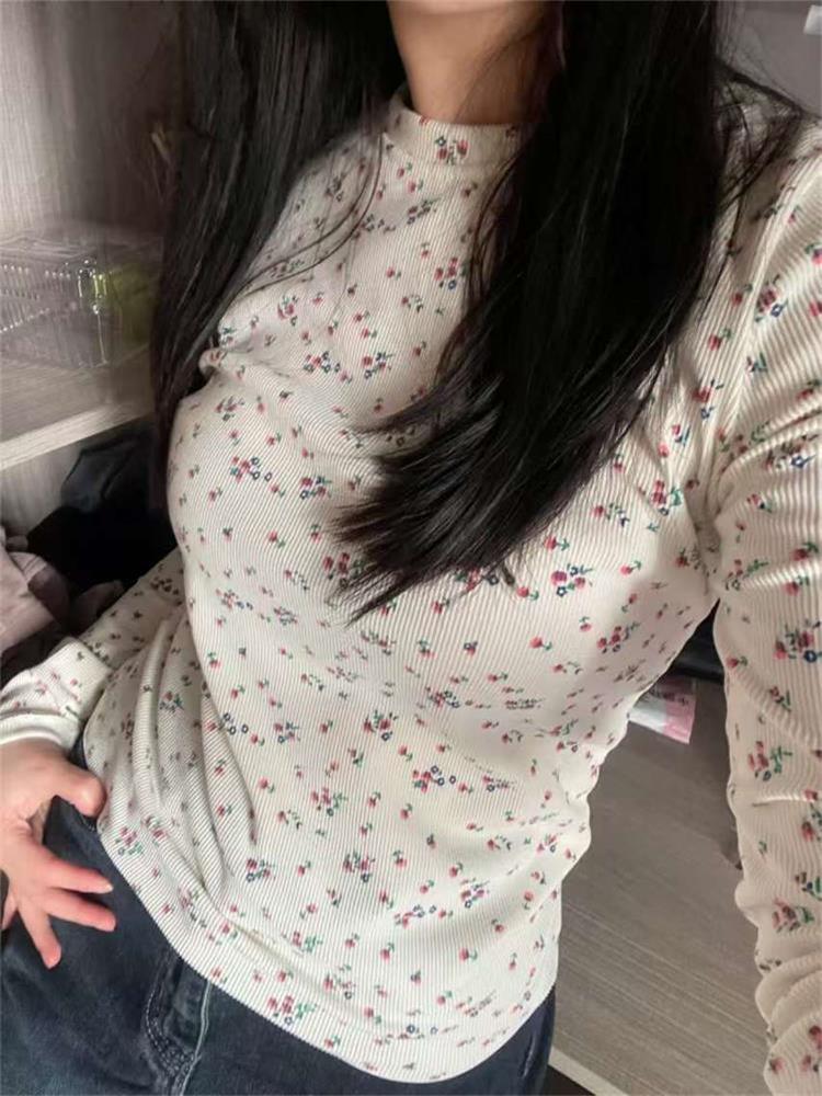 Ditsy Floral Slim Long Sleeve Blouse - Apricot
