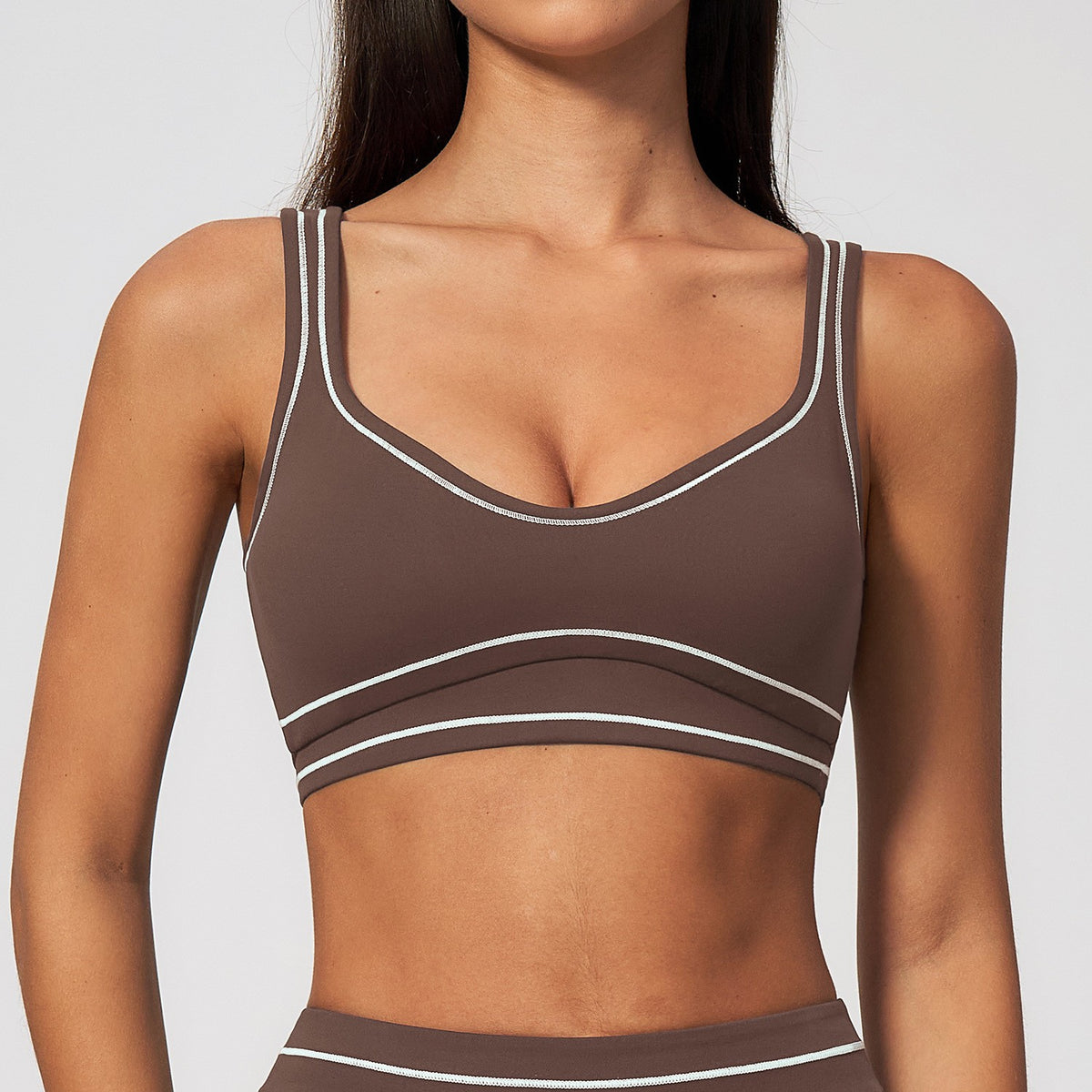 Contrast Piping U-Back Padded Workout Sports Bra - Chocolate