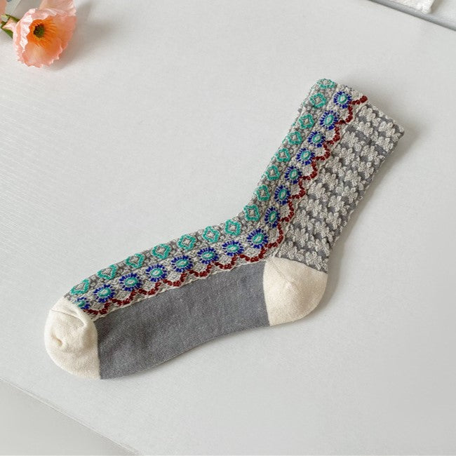 Folk Wave Stripe Cotton Crew Socks - White