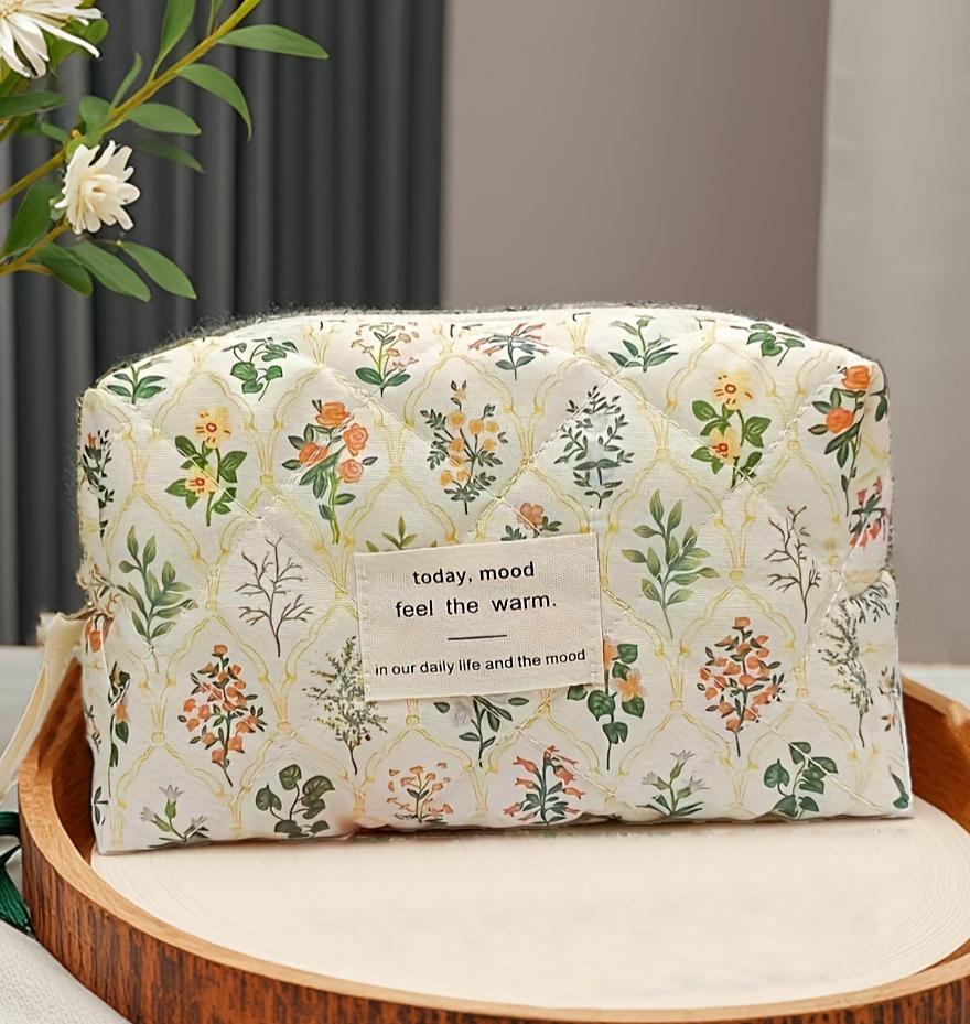 Padded Quilted Zip Cosmetic Pouch - GFlower