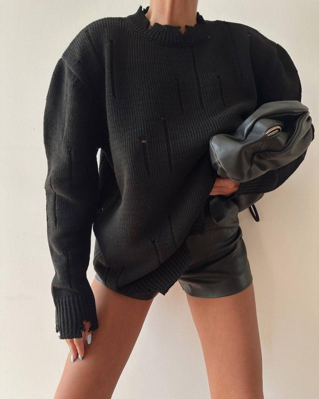Distressed Frayed Crewneck Oversized Sweater - Black