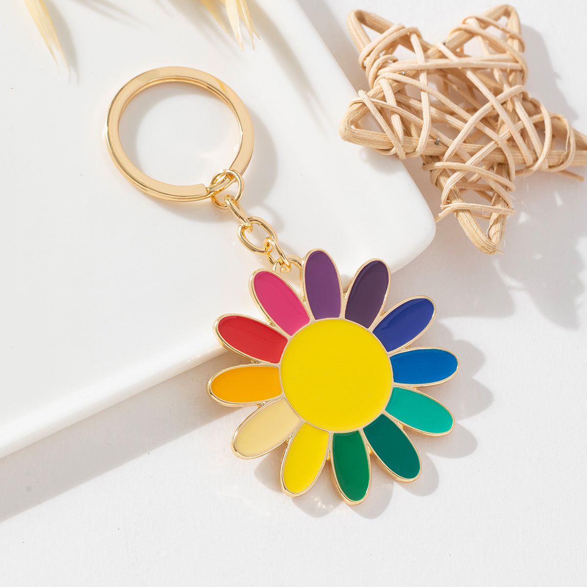 Colorful Daisy Flower Enamel Keychain - Gold