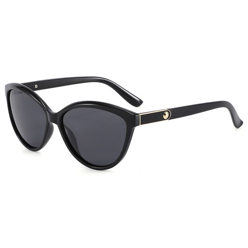 Upswept Cat Eye Sunglasses With Tinted Lens - Black