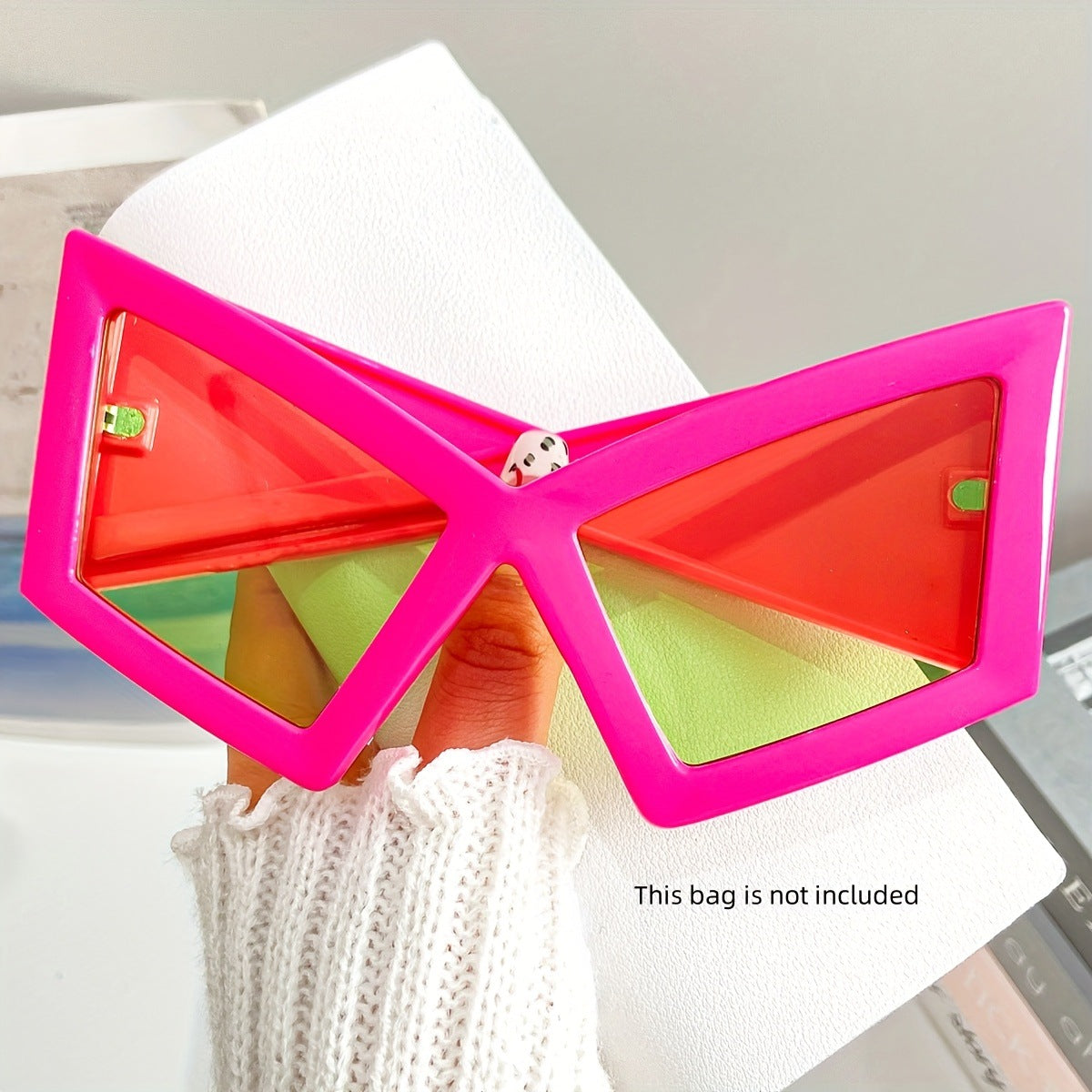 Angular Cat Eye Sunglasses With Chunky Frames - RoseRed - 1