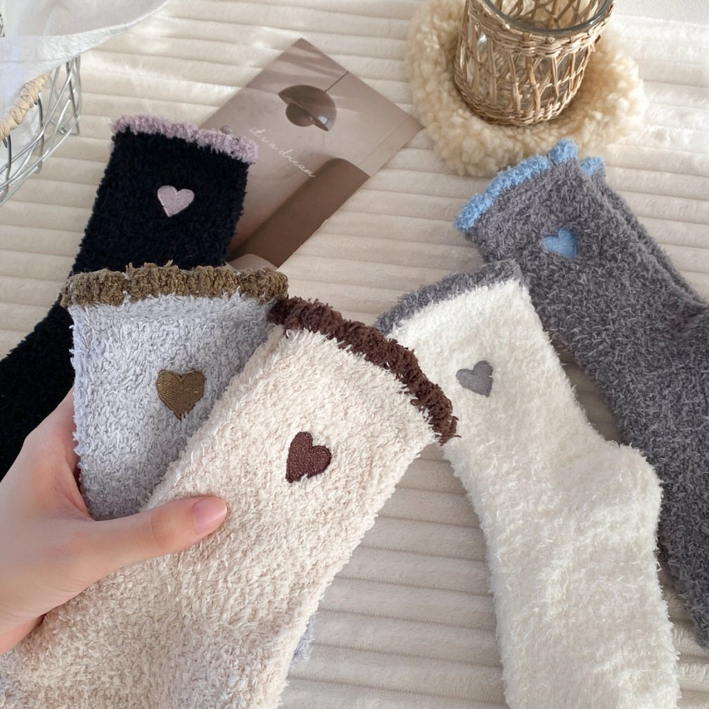 Fuzzy Heart Embroidered Ruffle Cuff Crew Socks - White