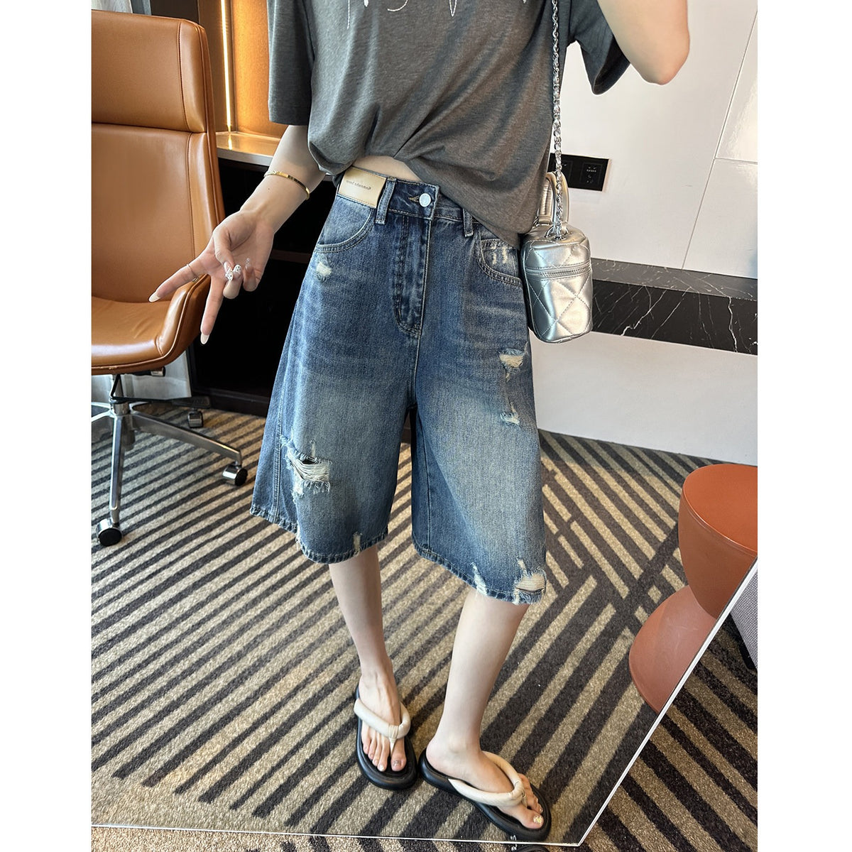 High Waist Distressed Baggy Denim Bermuda Shorts - Blue