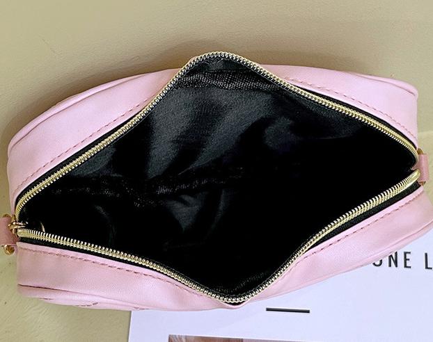 Quilted Heart Shaped Crossbody Bag - Pink - 2