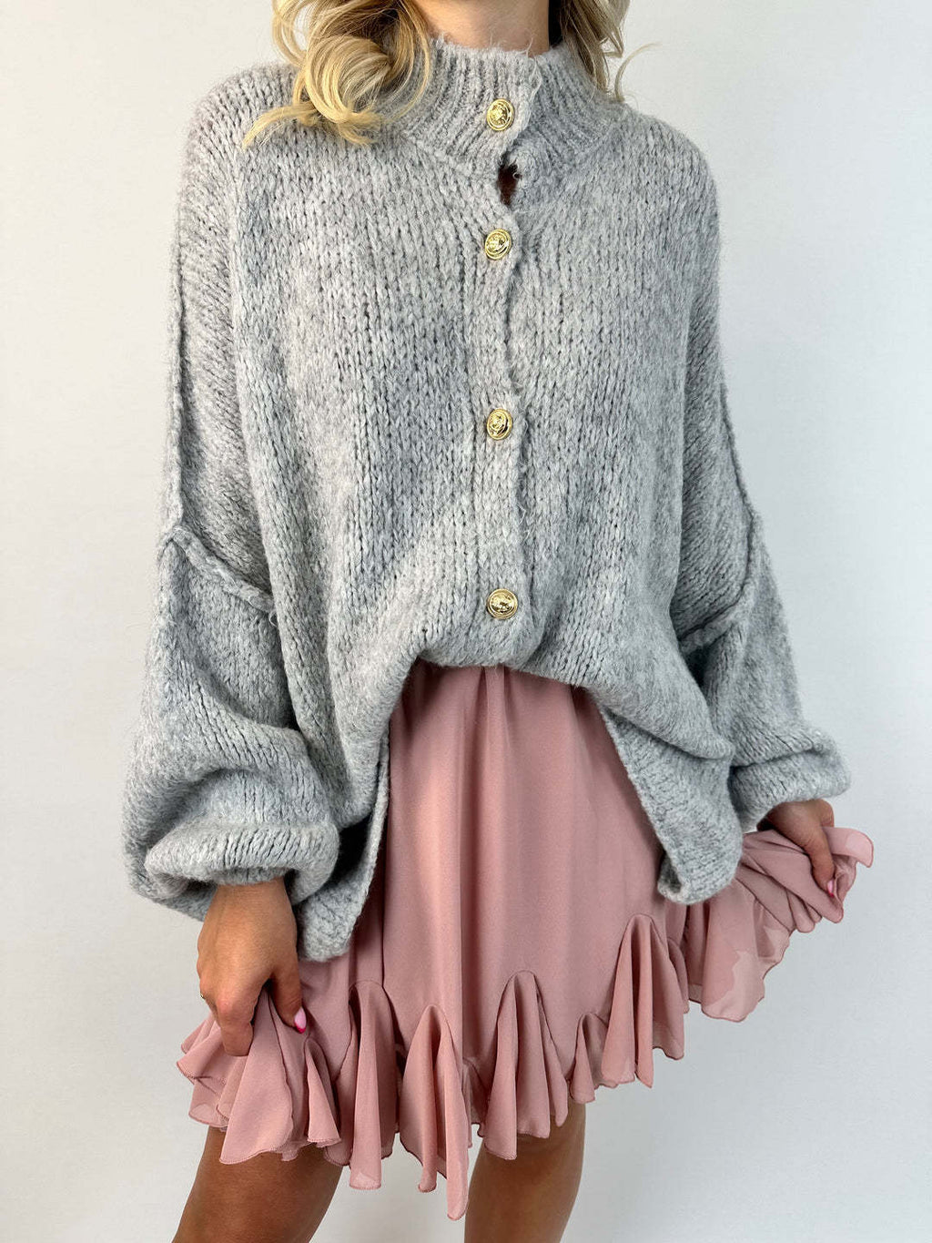 Oversized Chunky Knit Button Down Cardigan - Grey