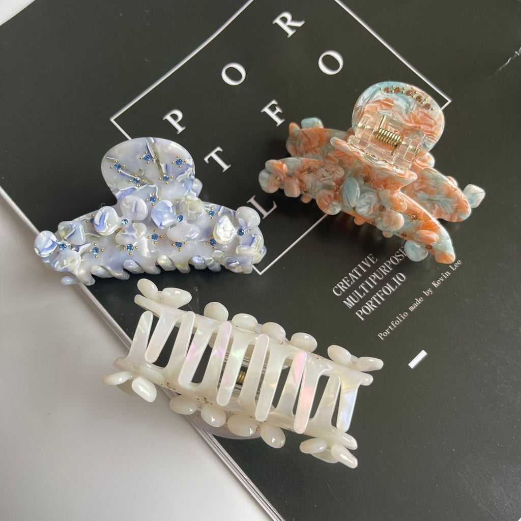 Vintage Marbled Floral Claw Hair Clip - view 2
