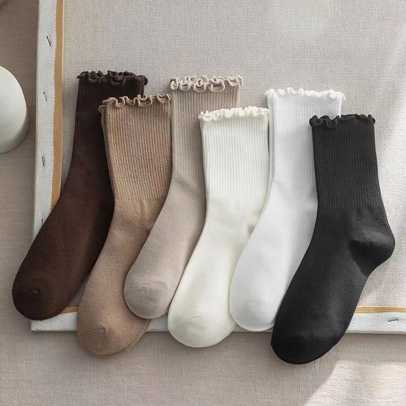 Lettuce Trim Ribbed Crew Socks