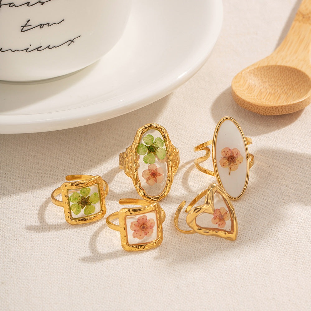 Dried Blossom Clover Open Ring - White - 2