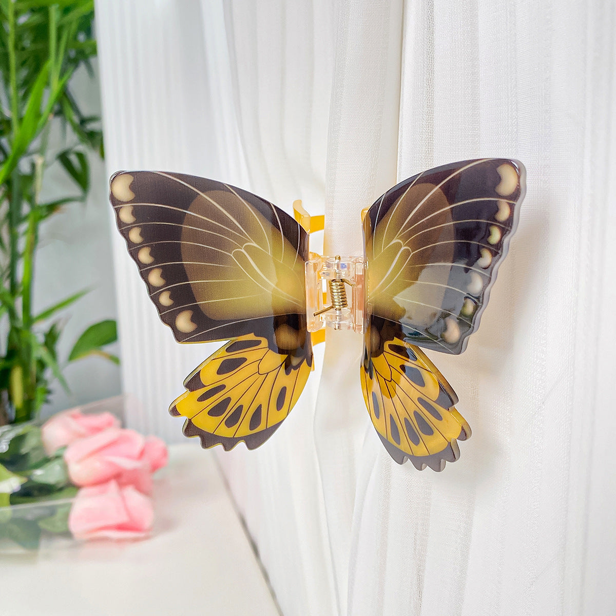 Realistic Butterfly Wing Claw Clip - Gold