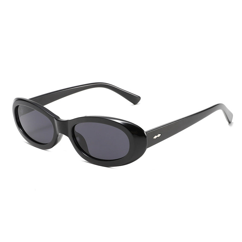 Chunky Oval Cat Eye Retro Sunglasses - Black