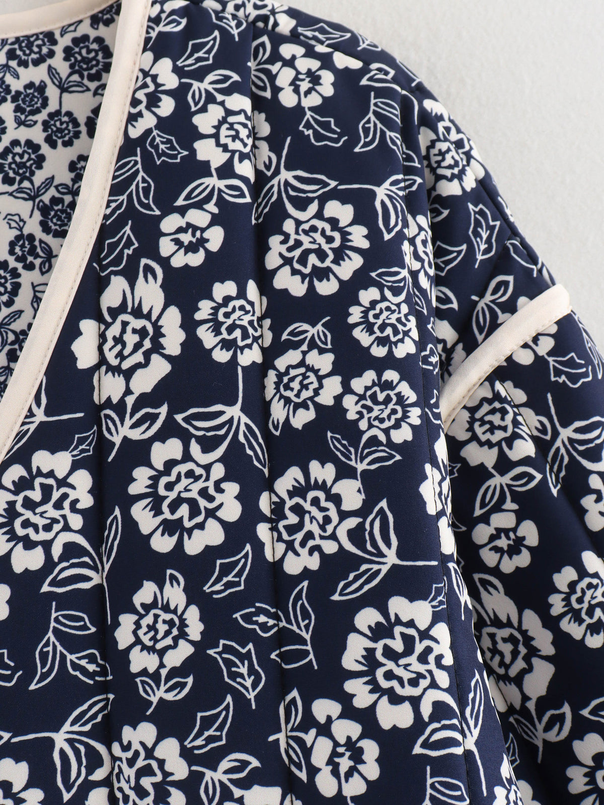 Floral Quilted Contrast Trim Jacket - Navyblue - 4