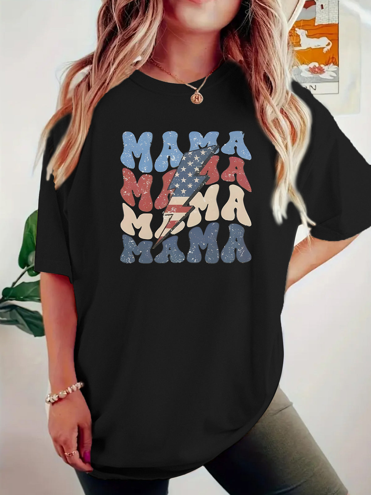 Retro Mama Stacked Graphic Tee - Black
