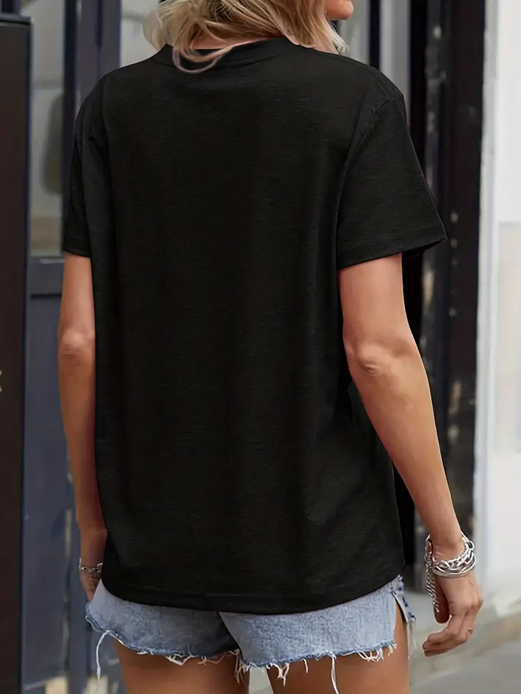 Retro Mama Stacked Graphic Tee - Black - 3