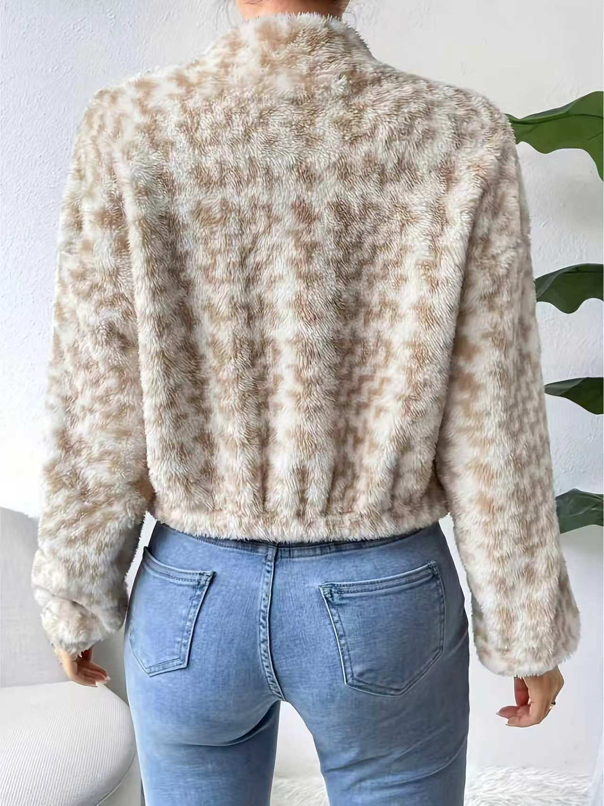 Houndstooth Plush Stand Collar Cropped Jacket - Khaki - 4